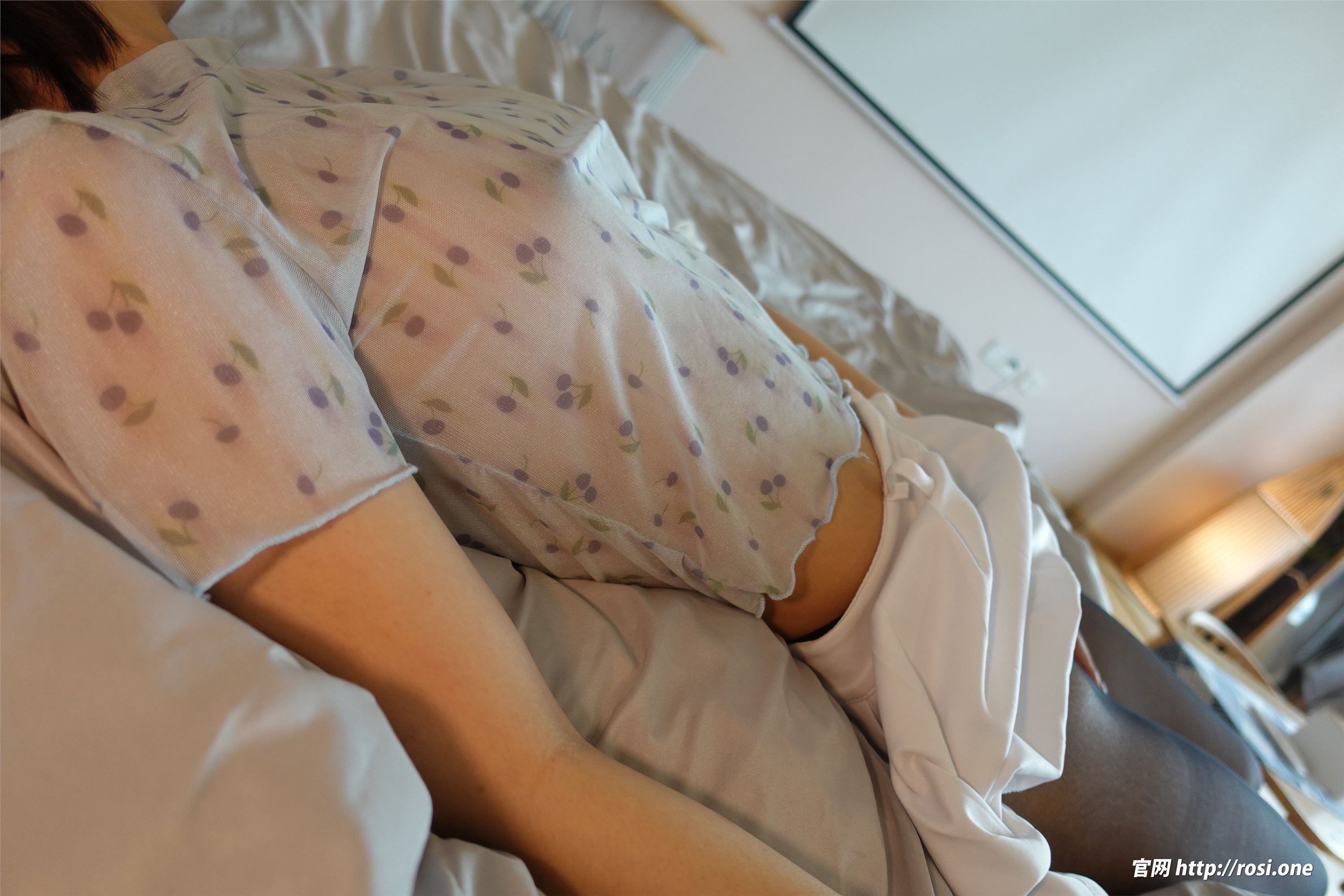 ROSI写真 2022.06.20 NO.3850